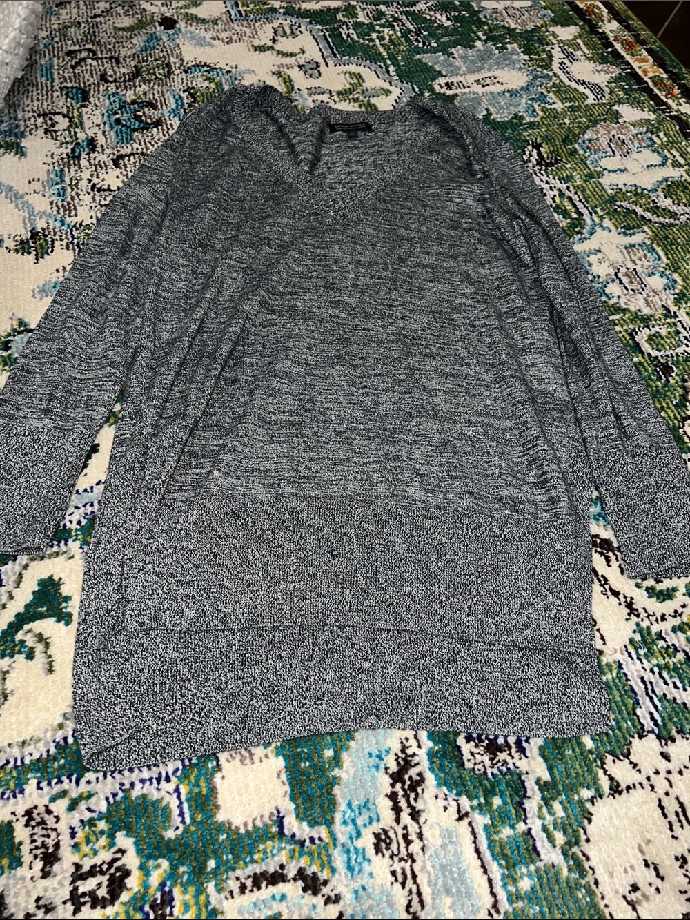 Banana Republic Men's Charcoal Heather V-Neck Sweater